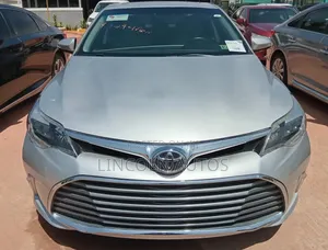 Toyota Avalon Limited 4dr Sedan (3.5L 6cyl 6A) 2014 Silver