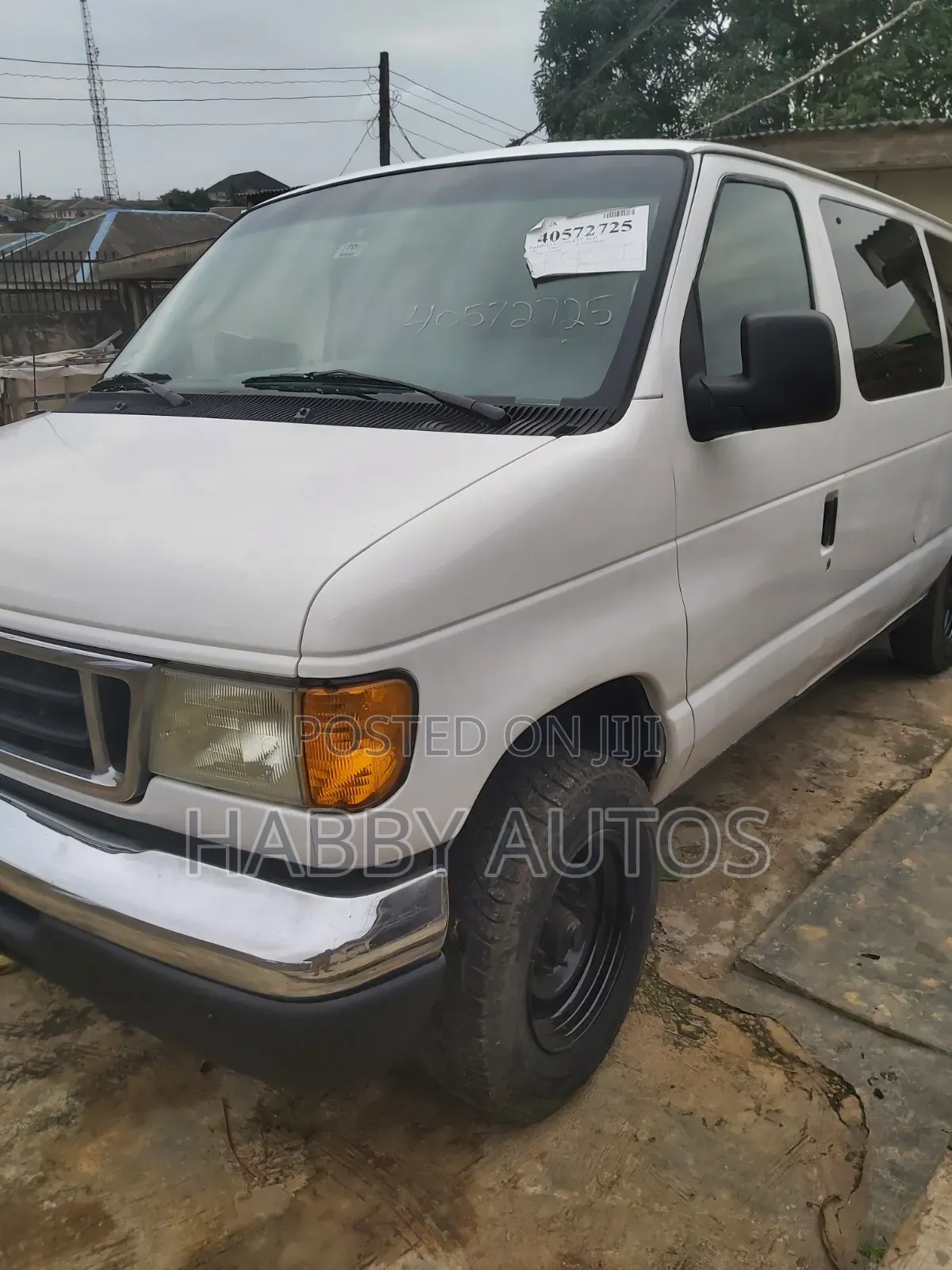 Ford E350 2007 White