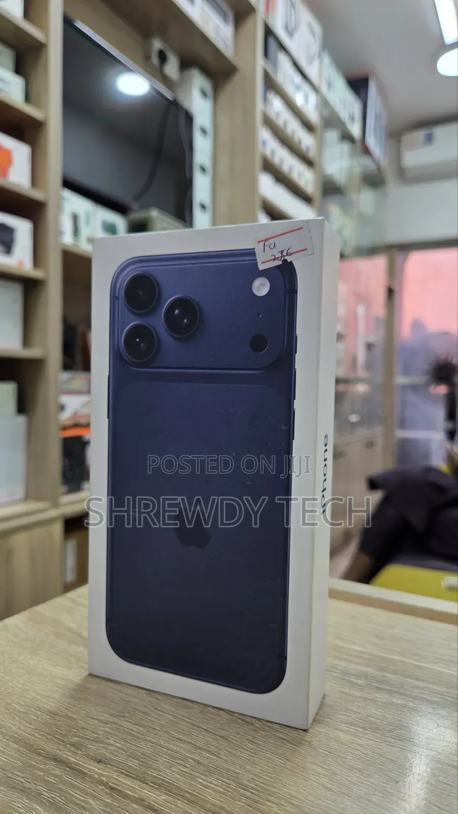 New Apple iPhone 17 Pro Max 256 GB Blue