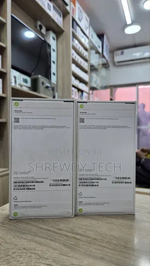 New Apple iPhone 16e 128 GB Black
