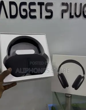 Open Box Airpods Max