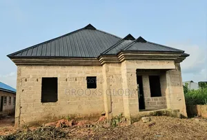2bdrm Block Of Flats In Benin City For Sale