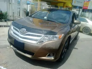 Toyota Venza 2010 Brown