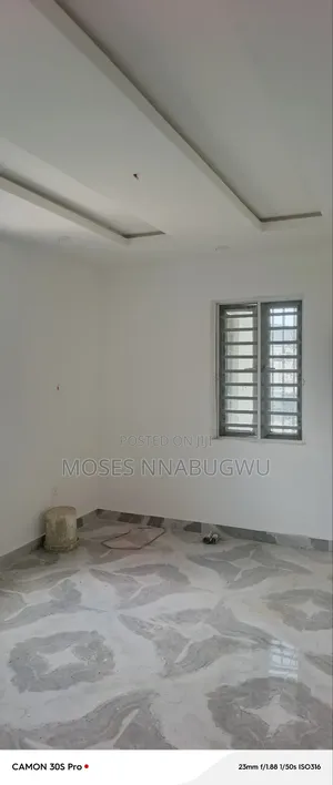 1bdrm Block of Flats in Elelenwo Estate for rent