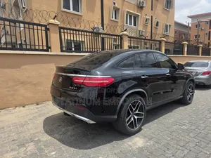 Mercedes-Benz GLE-Class AMG GLE 43 4MATIC 2017 Black