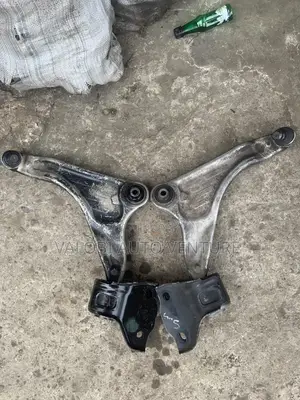 Front Lower Arm Range Rover Evoque