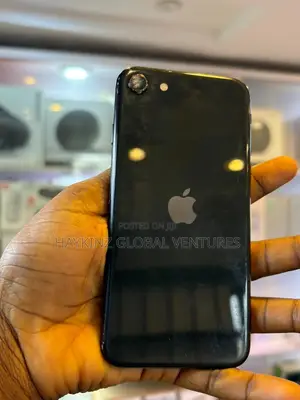 Apple iPhone SE 64 GB Black