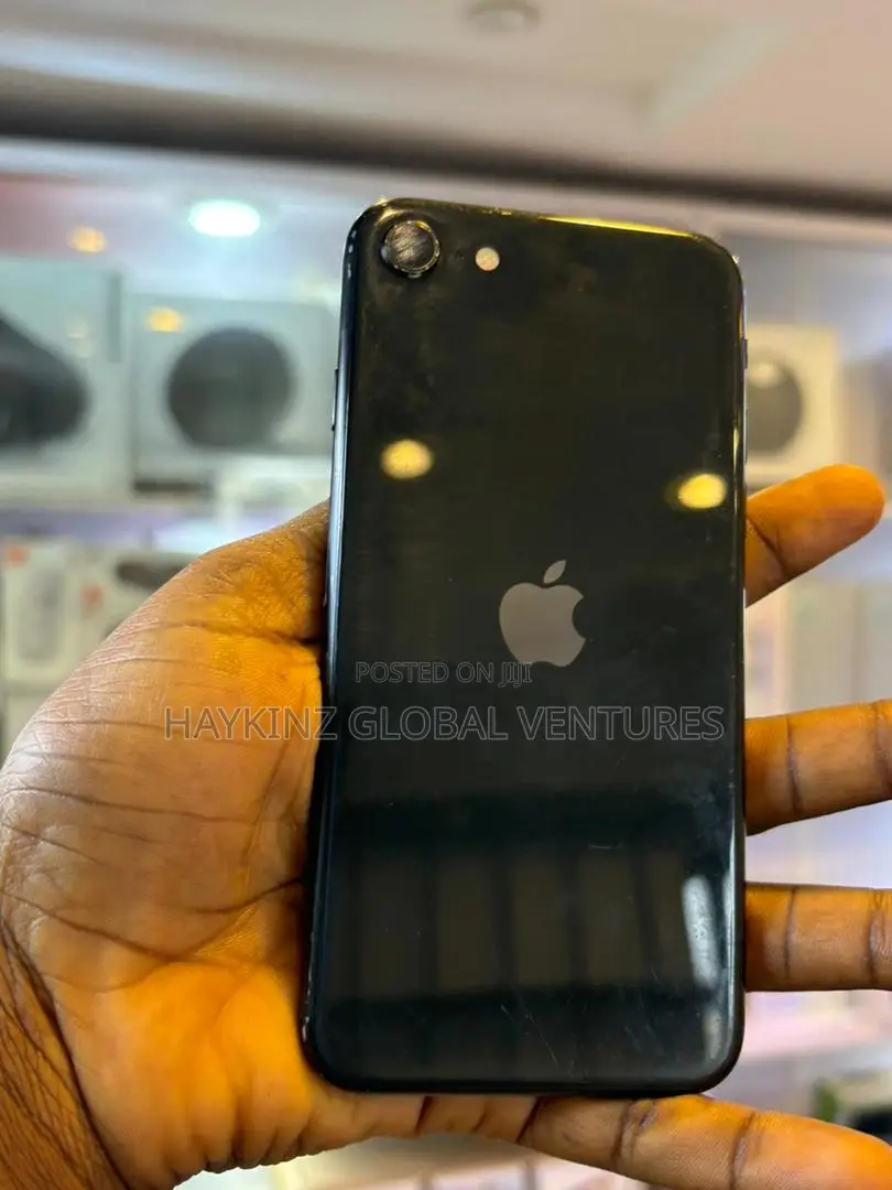 Apple iPhone SE 64 GB Black