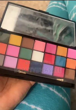 Eyeshadow Palette
