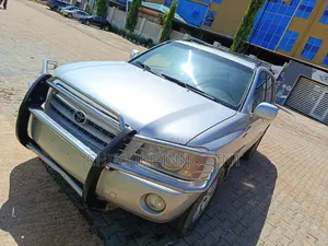 Toyota Highlander 2002 Silver