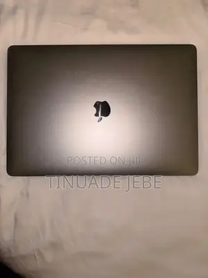 Laptop Apple MacBook Pro 2019 32GB Intel Core i9 SSD 1T