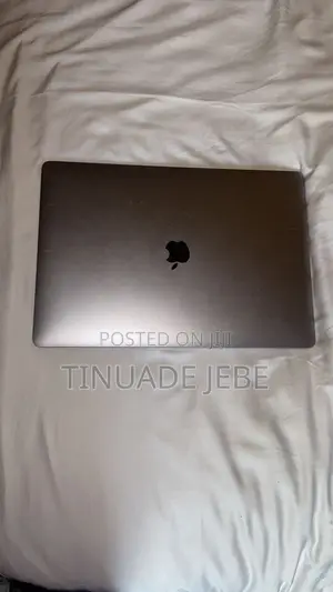 Laptop Apple MacBook Pro 2019 32GB Intel Core i9 SSD 1T