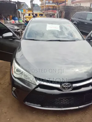 Toyota Camry LE 4dr Sedan (2.5L 4cyl 6A) 2016 Gray