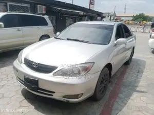 Toyota Camry 2004 Silver