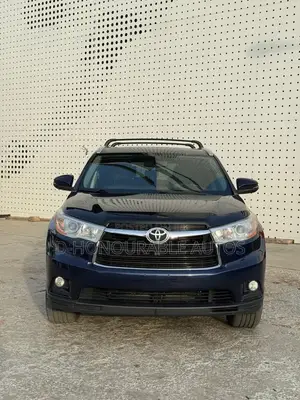 Toyota Highlander XLE V6 4x4 (3.5L 6cyl 6A) 2016 Blue