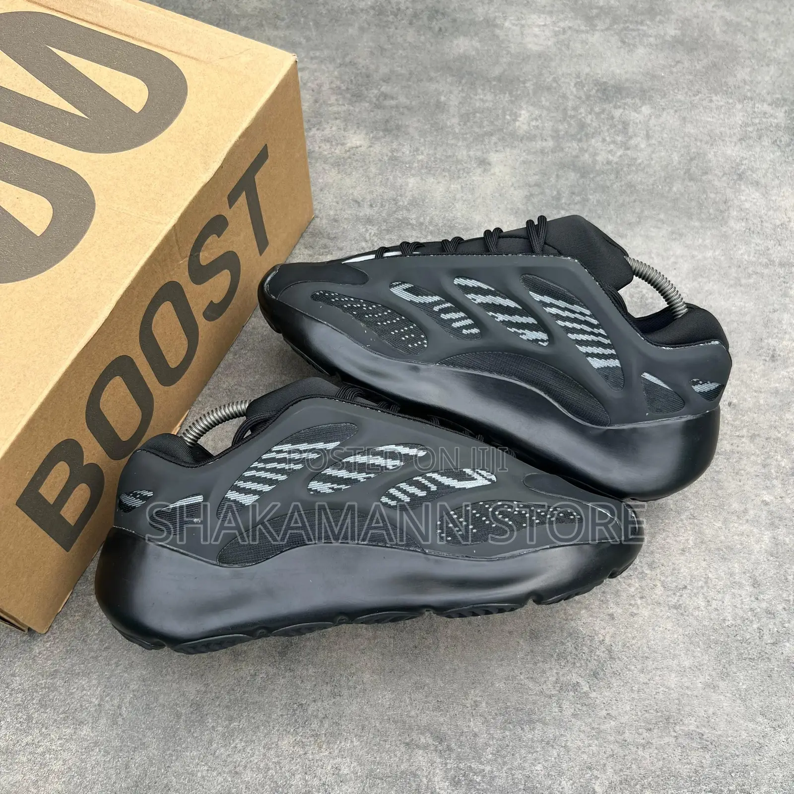 High Quality Adidas Yezzy 700 Blaxk