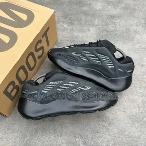 High Quality Adidas Yezzy 700 Blaxk