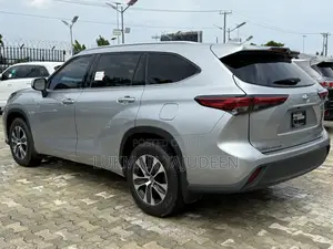 Toyota Highlander 2020 Silver