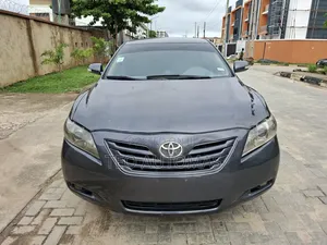 Toyota Camry XLE 4dr Sedan (2.4 4cyl 5A) 2008 Gray