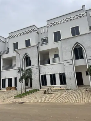 4bdrm Duplex in Katampe (Main) for sale