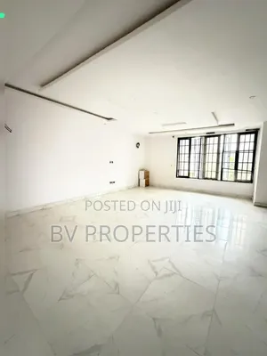 Mini Flat in Ikota for rent
