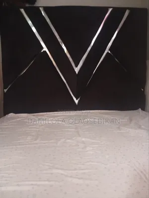 4.5 by 6 Bedframe