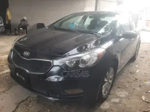 Kia Cerato 2013 Black