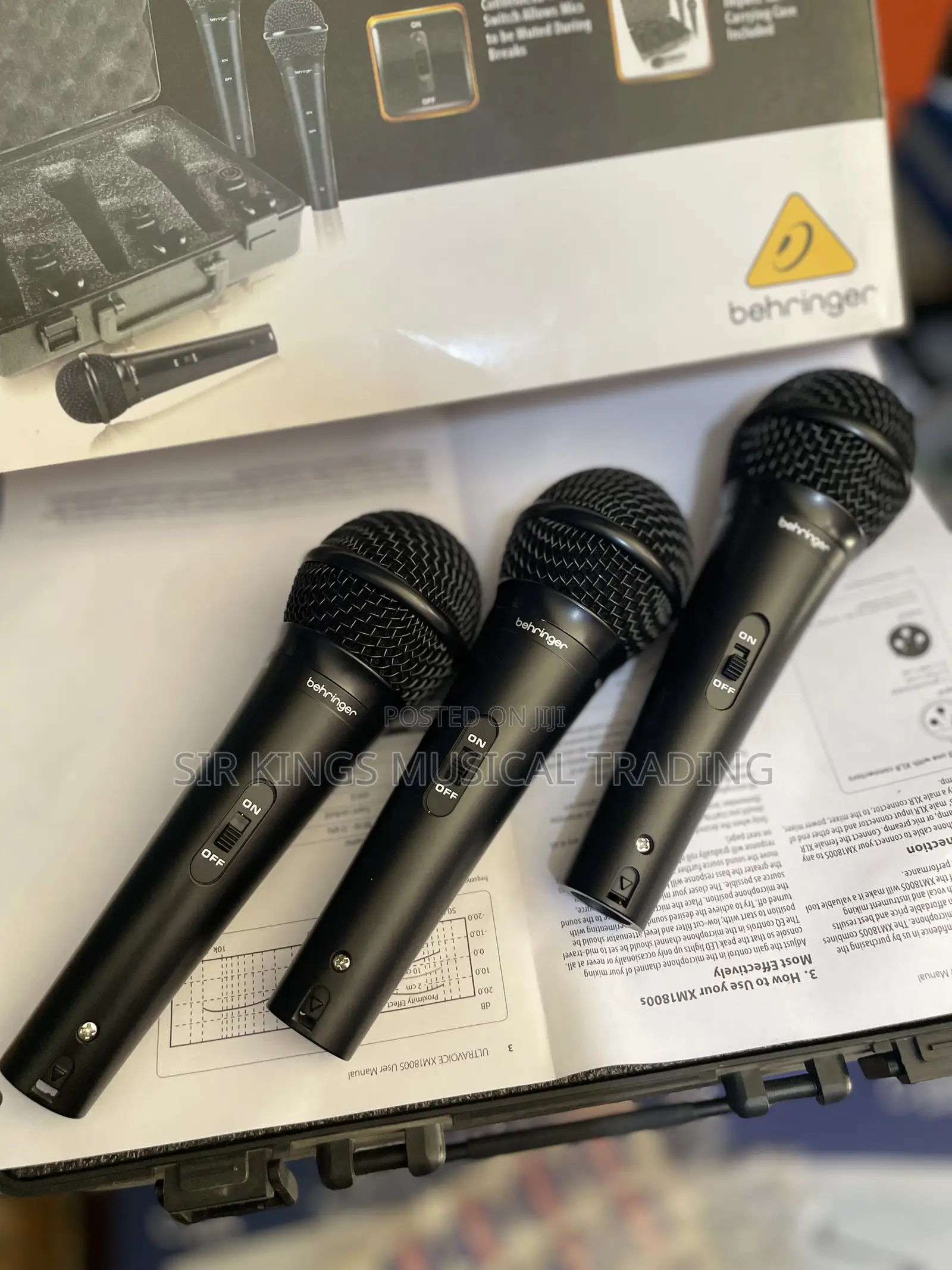 Behringer Ultravoice Xm1800s Professional Dynamic Wired Microphone