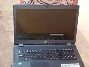 Laptop Acer Aspire ES1-731 4GB Intel Celeron HDD 500GB