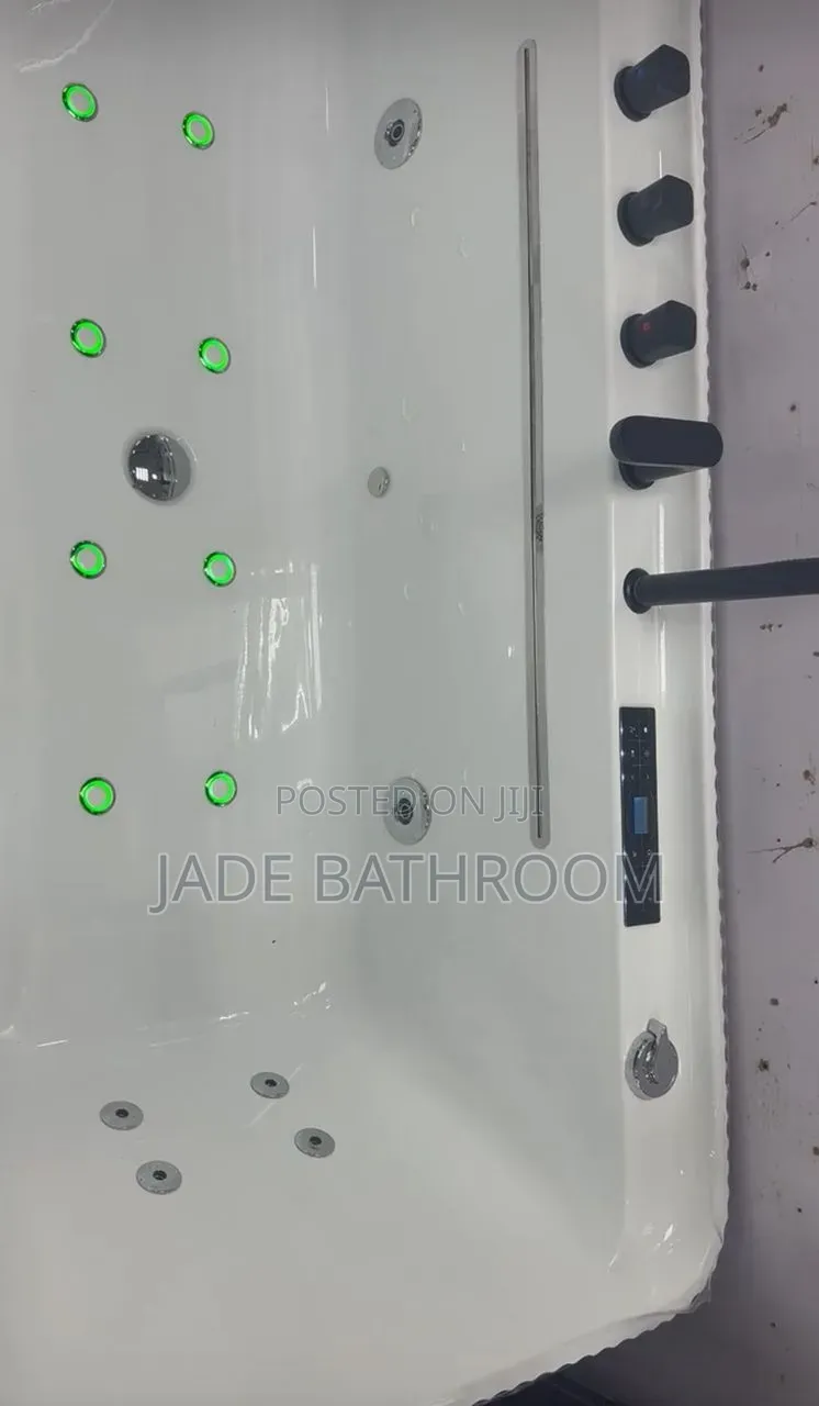 Jacuzzi Bathtub