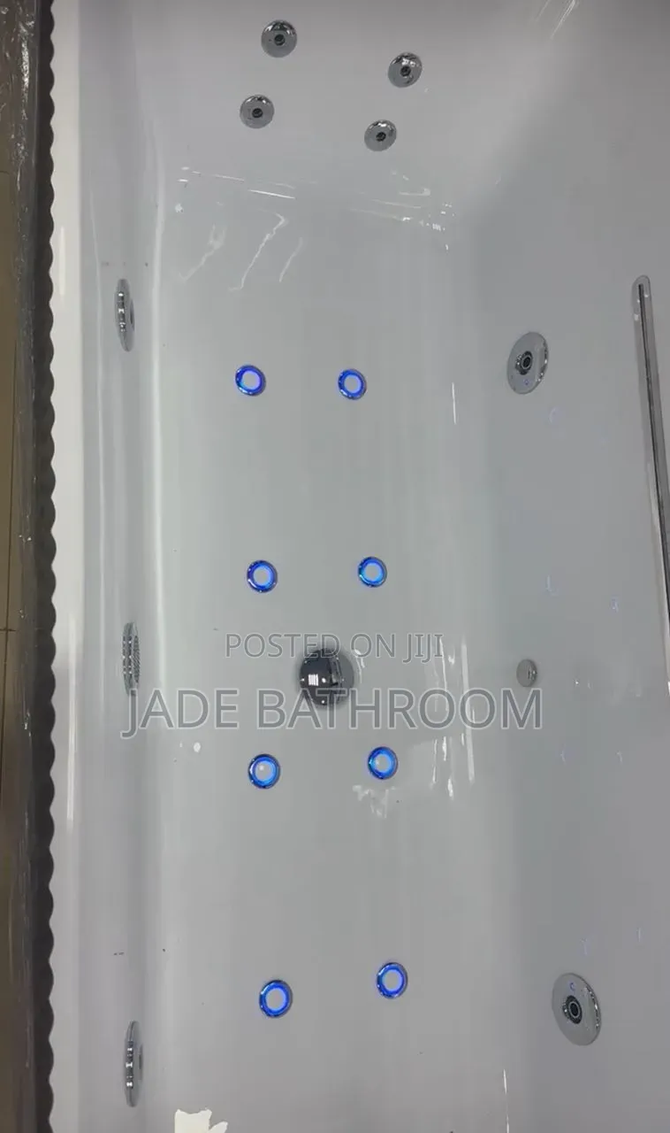 Jacuzzi Bathtub