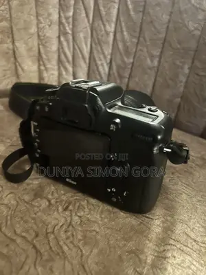 Nikon D7500