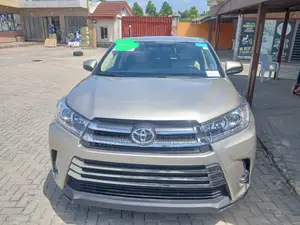 Toyota Highlander 2017 Brown