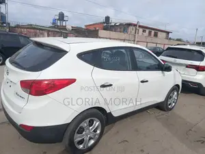 Hyundai Tucson 2012 White