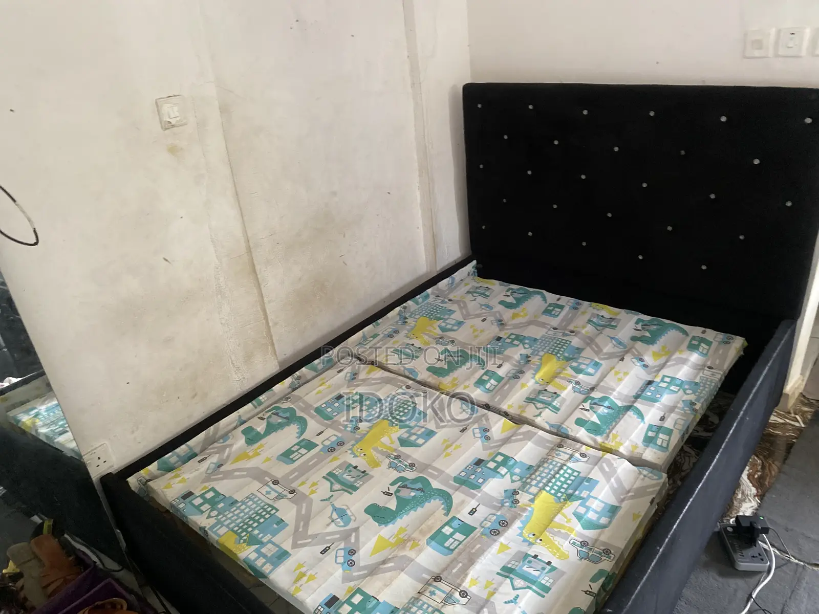 Bed Stand / Bed Frame