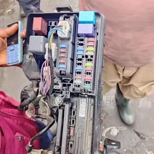 Fuse Box Lexus Es 350 2015 to 2018