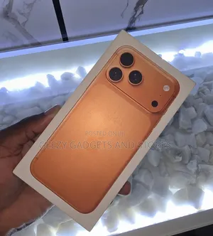 New Apple iPhone 17 Pro Max 256 GB Orange