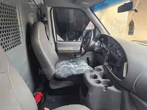 Ford E250 2006 White