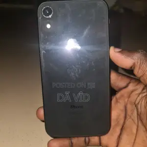 Apple iPhone XR 64 GB Black