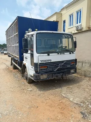 Volvo VNX White 1998