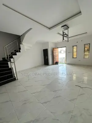 4bdrm Duplex in Lekki for rent