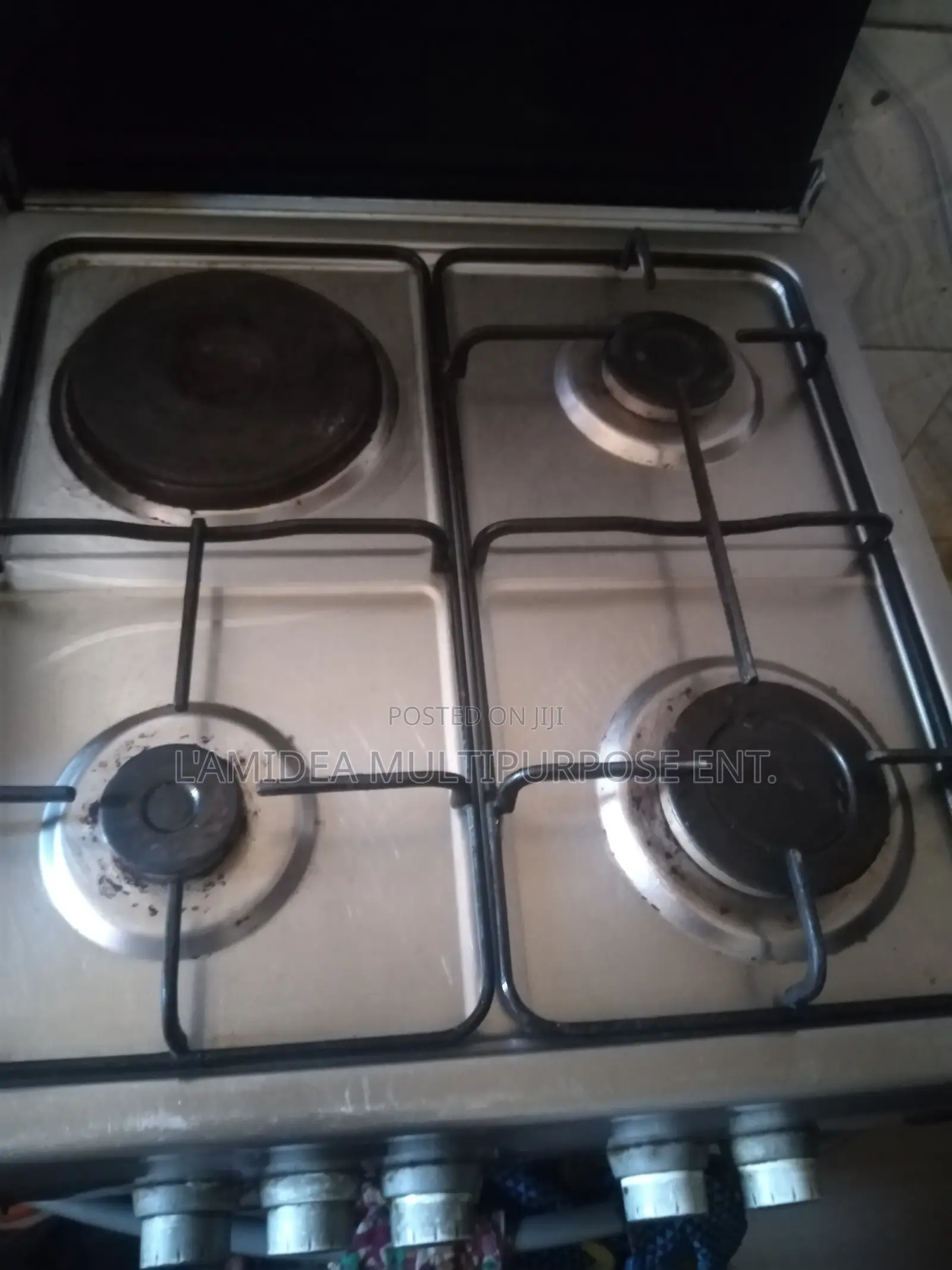 Gas Cooker With Oven