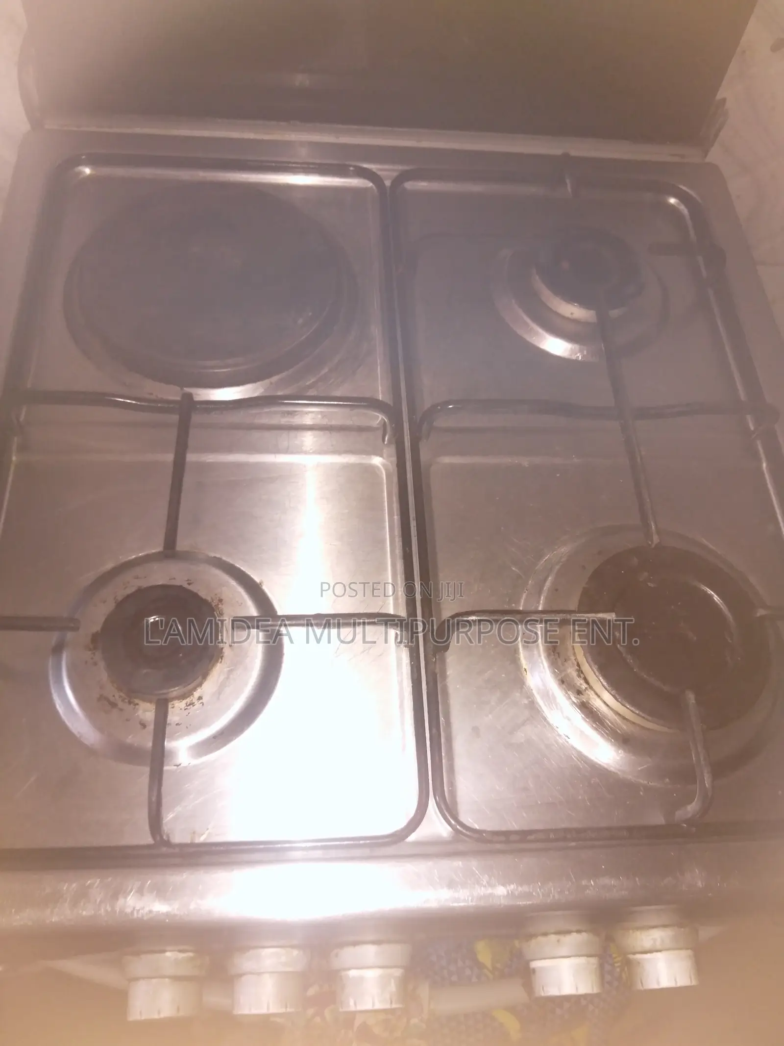 Gas Cooker With Oven