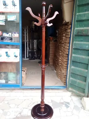 Executive Wooden Suet Hanger