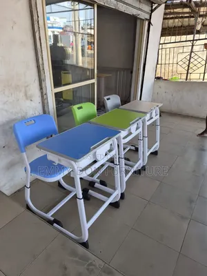 High Quality Executive Children's Reading Table