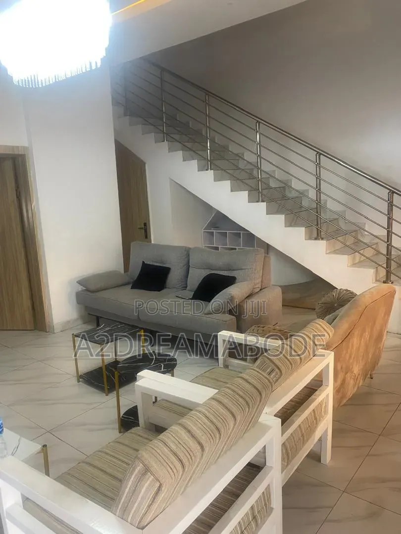 Furnished 4bdrm Duplex in Bode Thomas for rent