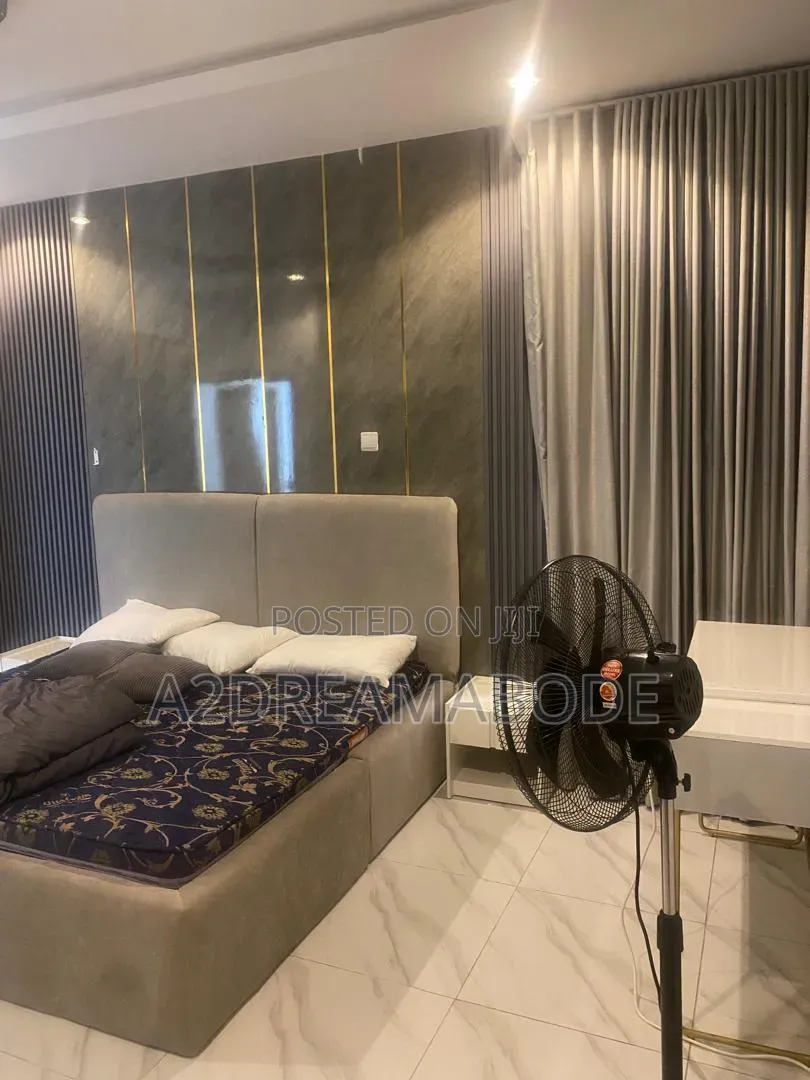 Furnished 4bdrm Duplex in Bode Thomas for rent