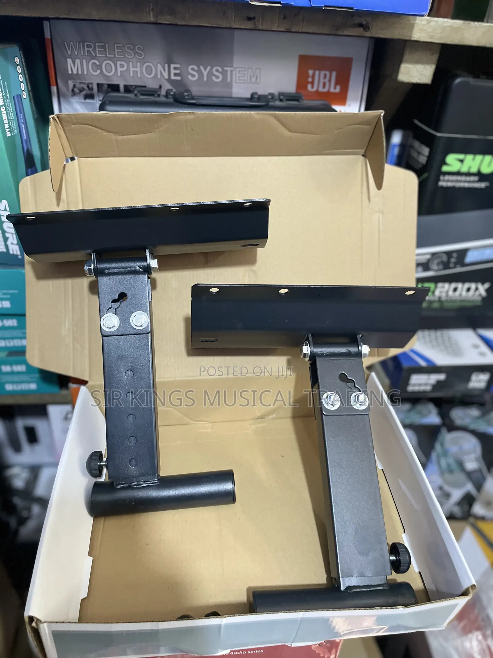 Wall Speaker Hanger, a Pair