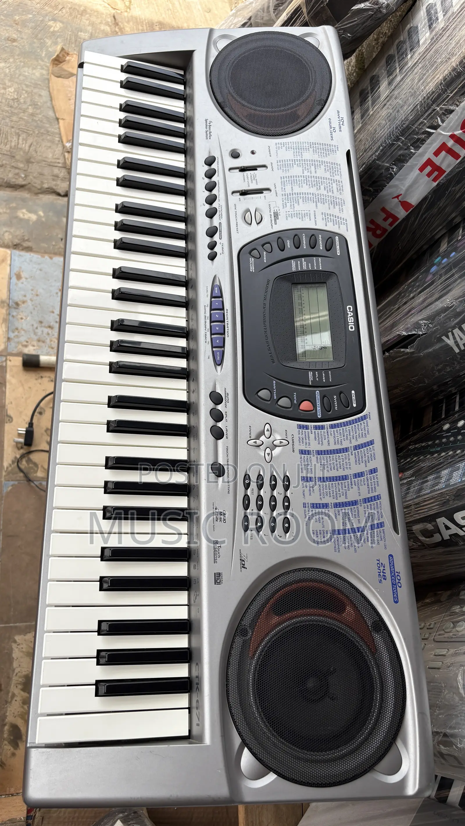 Standard 5 Octaves Casio CTK 671 Keyboard