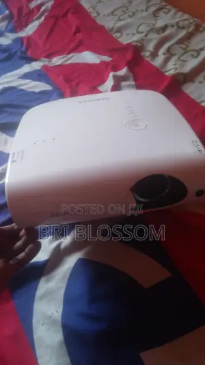 Samsung L220 LCD Projector